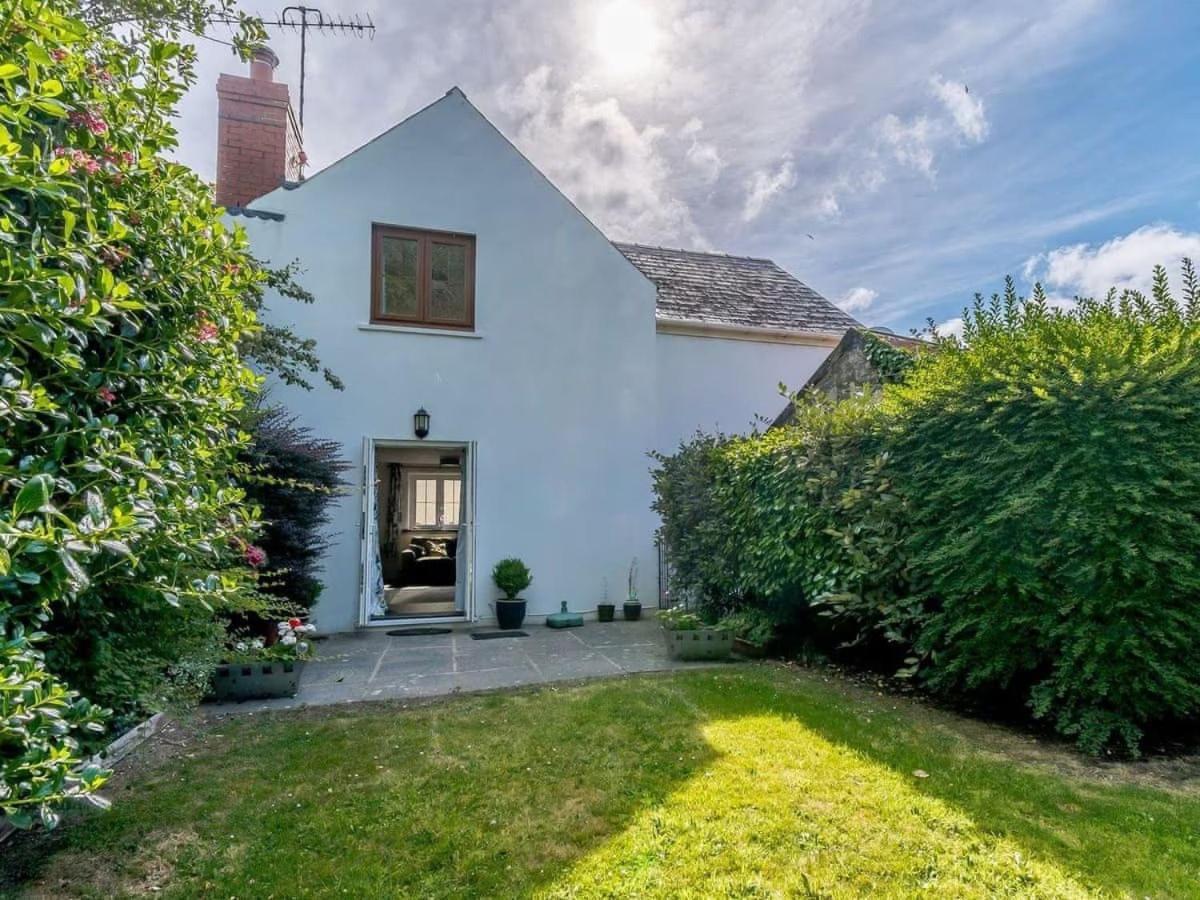 The Gatehouse At Y Gwesty Bach Jordanston Exterior foto